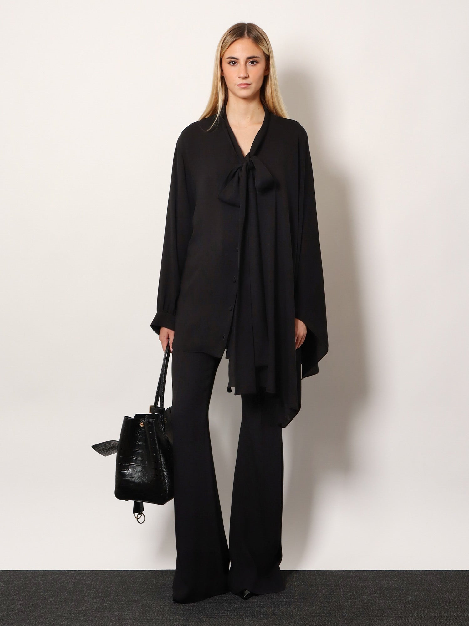 [Balenciaga] Trousers SS26 843495TSO171000