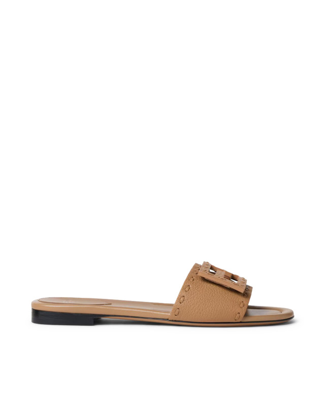 [Fendi] Slippers FW26 8R8136AQY2F1WYD CAMEL BAG