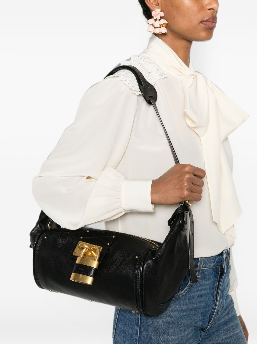 [Chloe] Shoulder bag FW26 CH26AS809P75001
