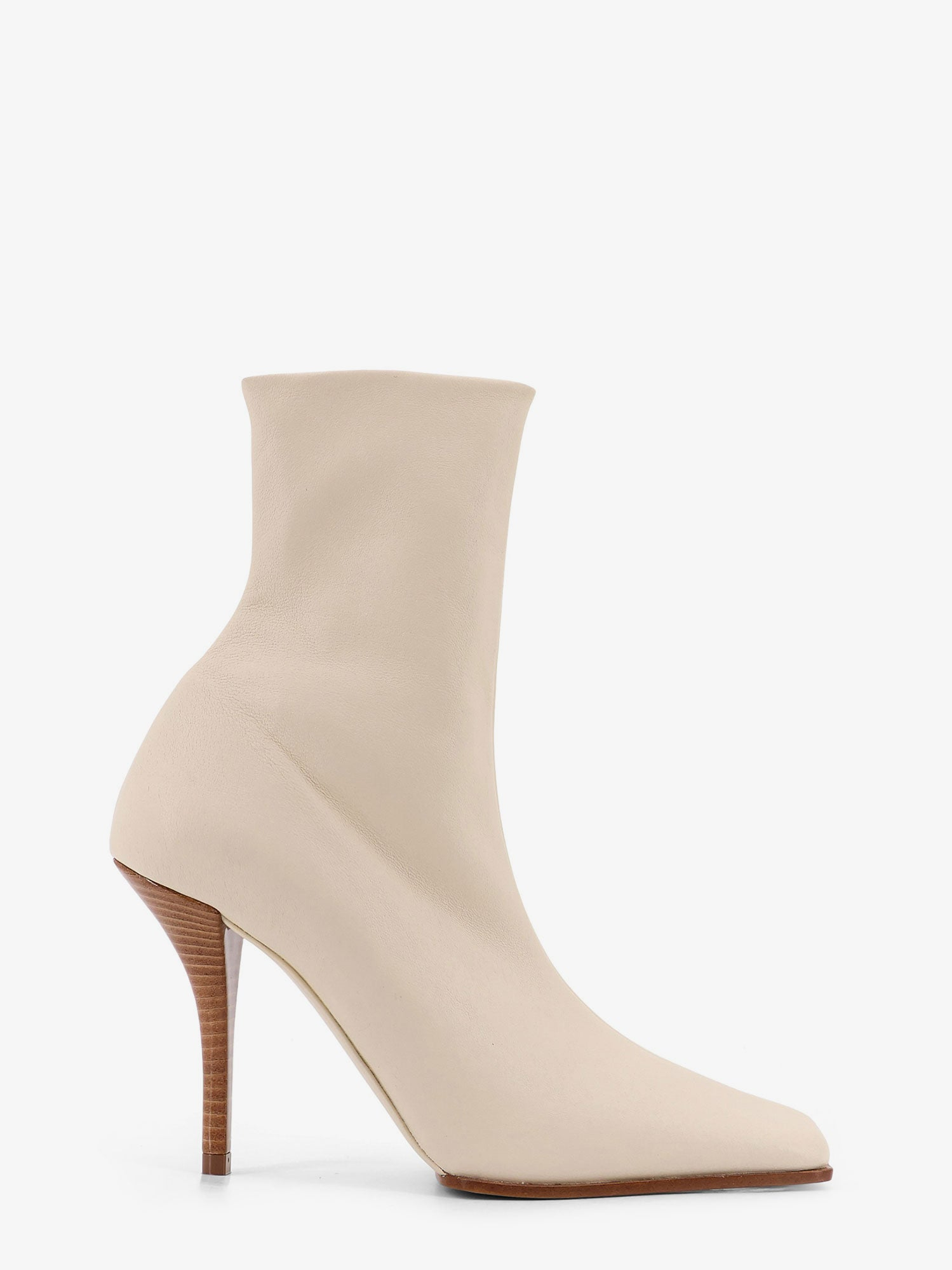 [Alaia] Boots SS26 AA3O2018I106055