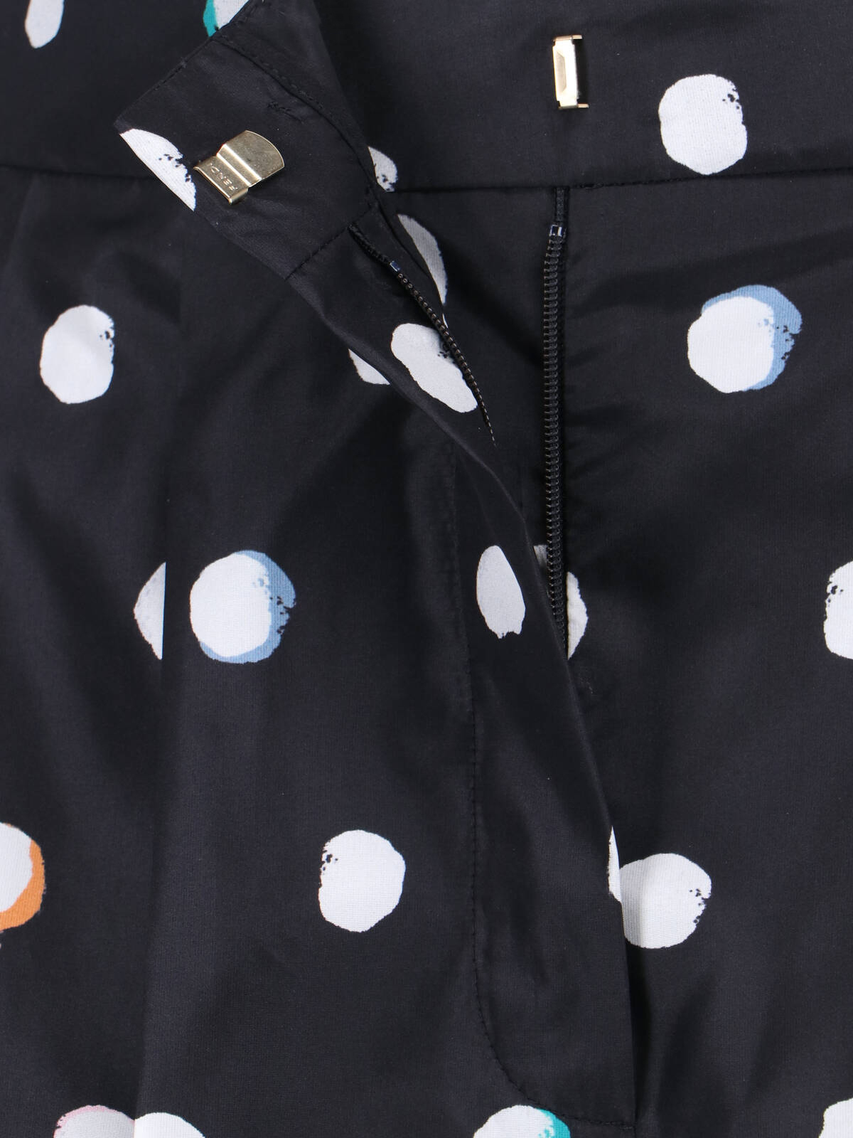 [Fendi] Trousers SS26 FR6678 AVJQF0GME