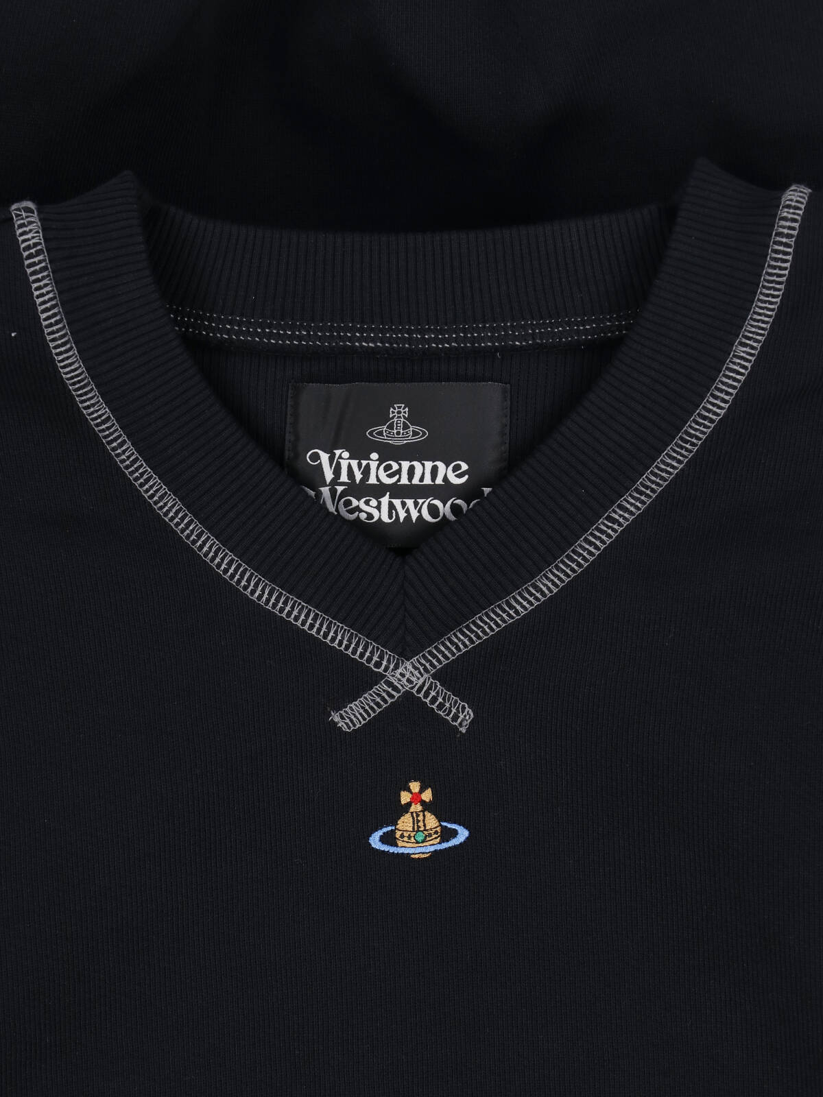 [Vivienne Westwood] Sweatshirt SS26 2I01000Q J00ASN401