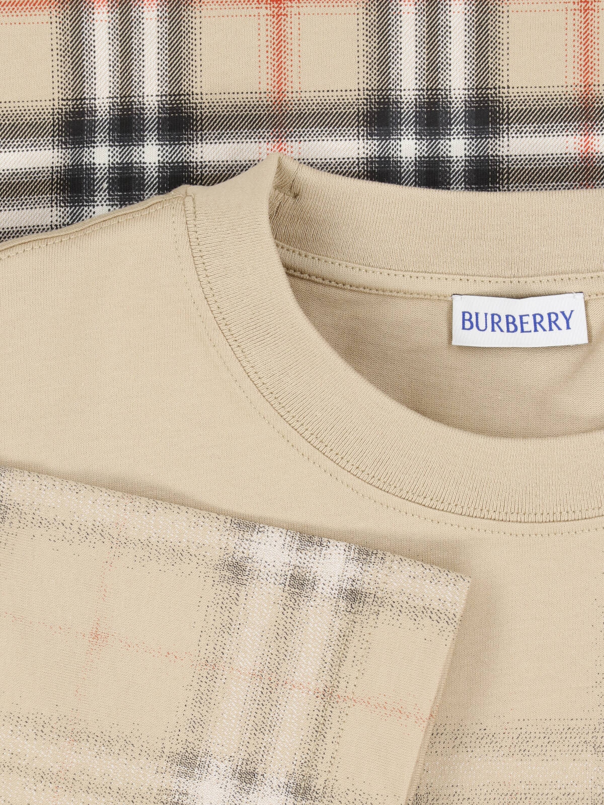 [Burberry] T-shirts Short Sleeve SS26 8119022B9368
