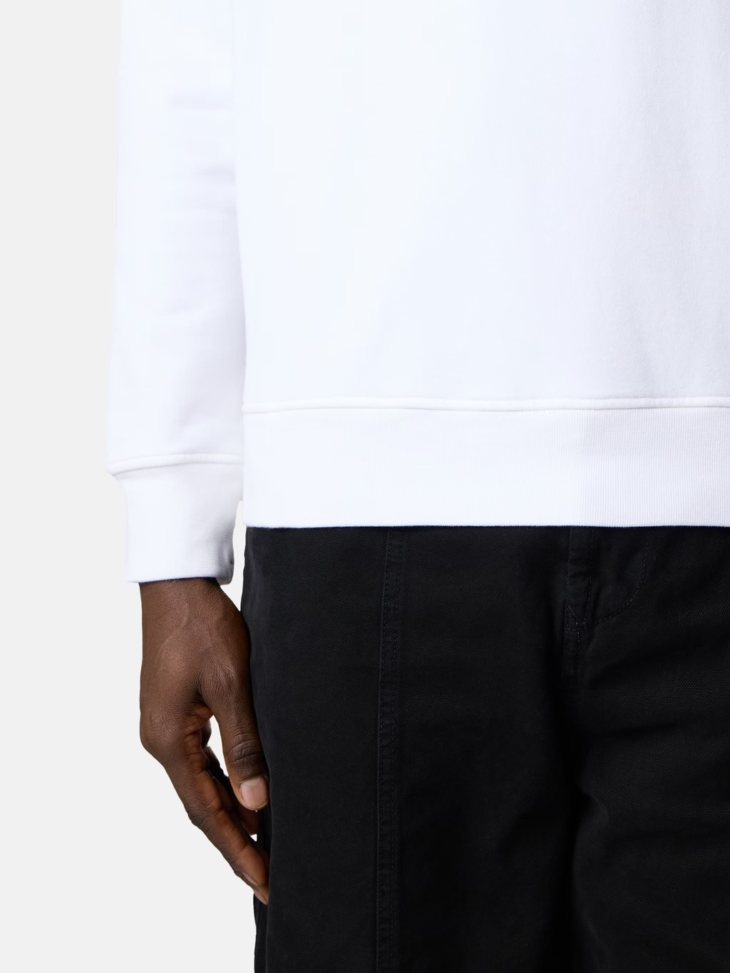 [Stone Island] Sweatshirt FW26 L2S156100060S0051V0001