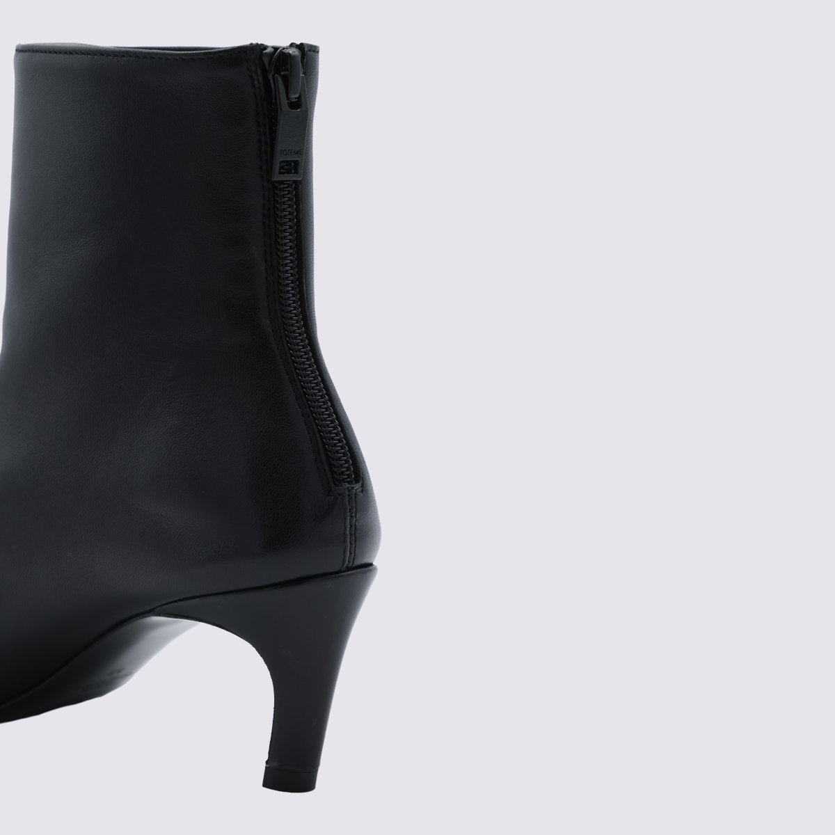 [TOTEME] Ankle Boots FW26 263WAS0354LE0231001