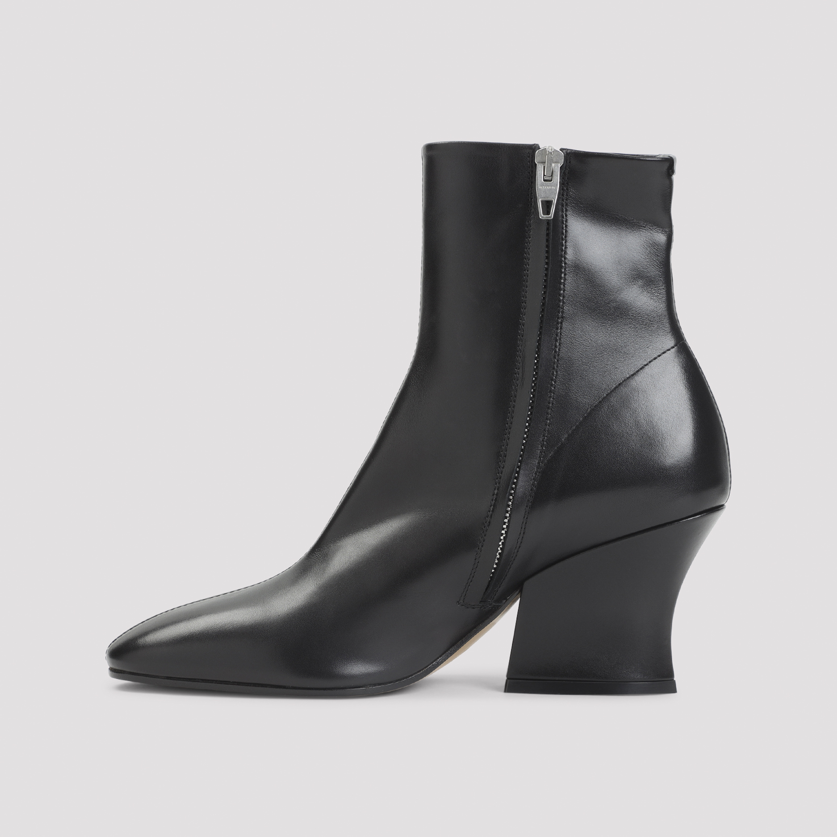 [Jil Sander] Boots FW26 J16WU0073.P7689