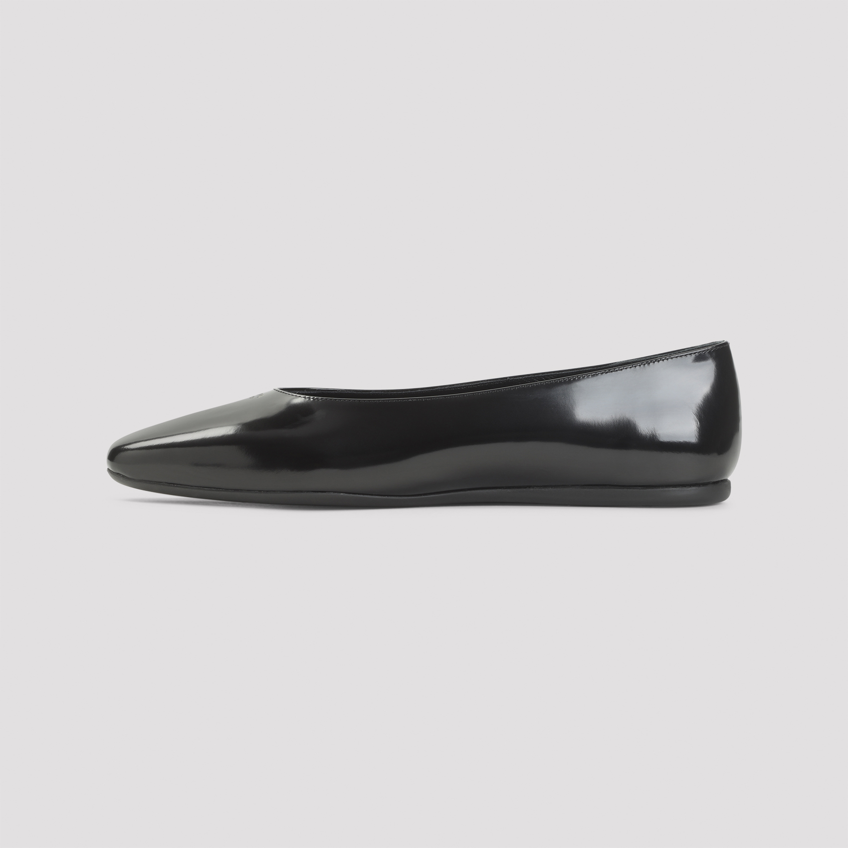 [Prada] Flat shoes FW26 1F522OF005.055
