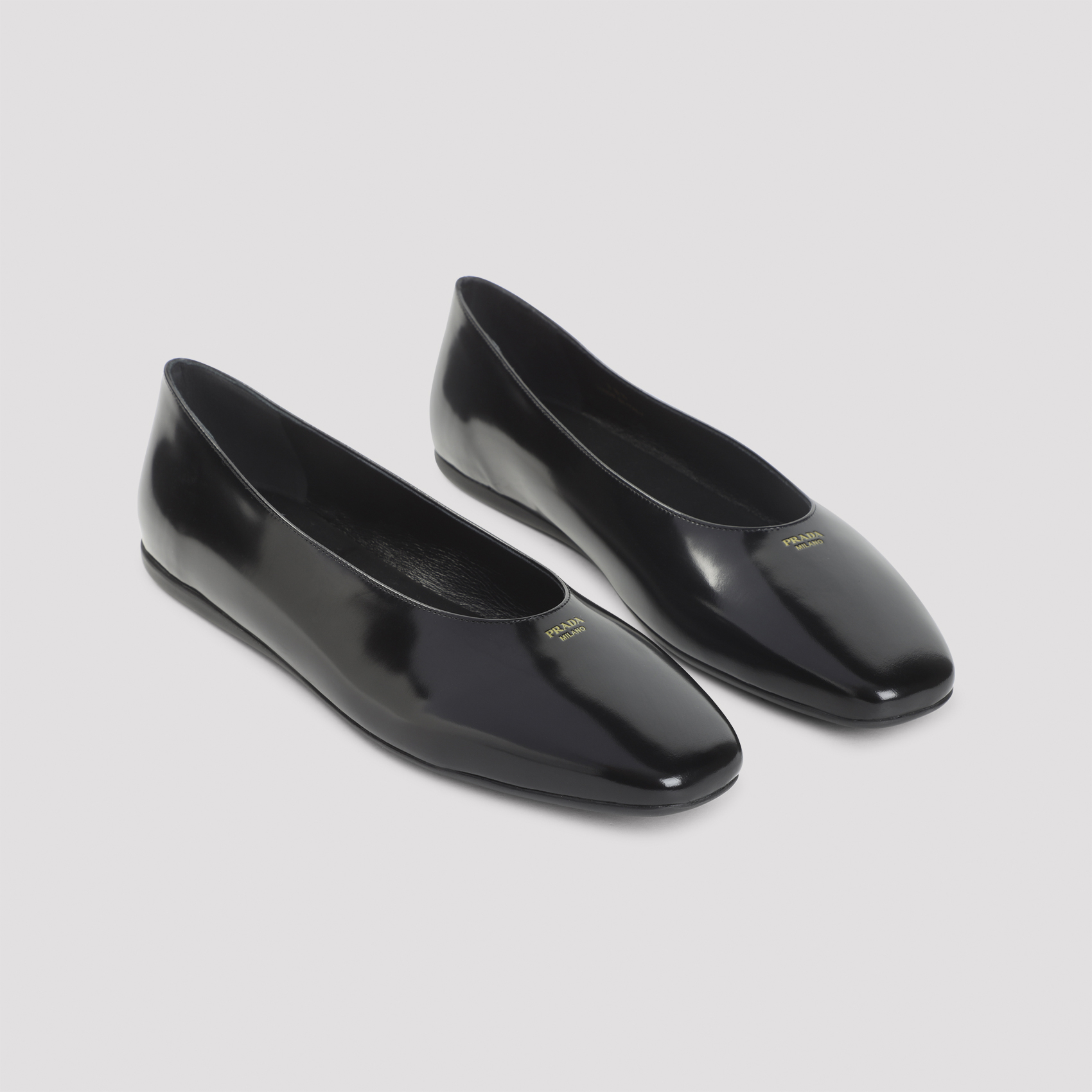 [Prada] Flat shoes FW26 1F522OF005.055