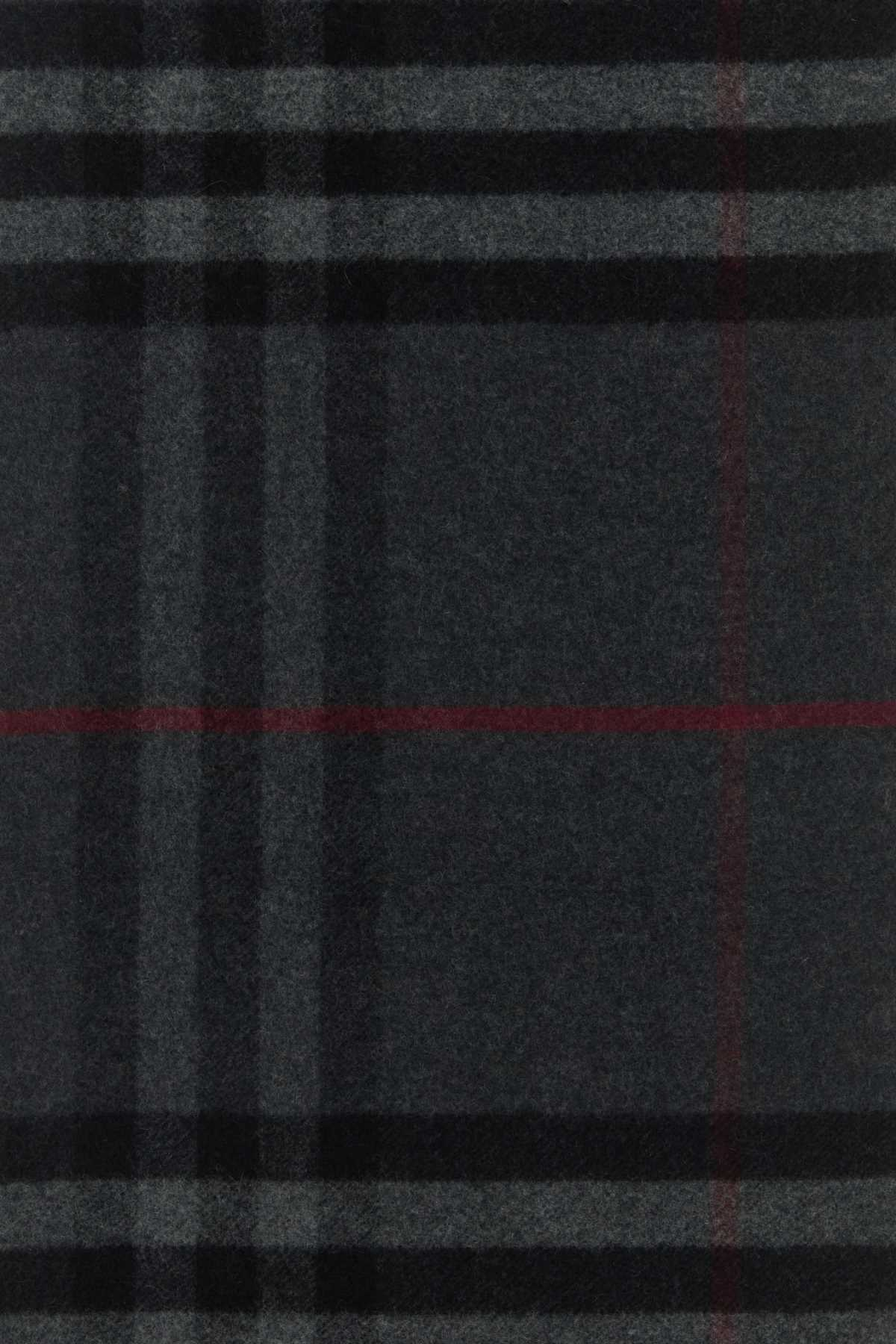 [Burberry] Scarf FW26 8117706 C3384