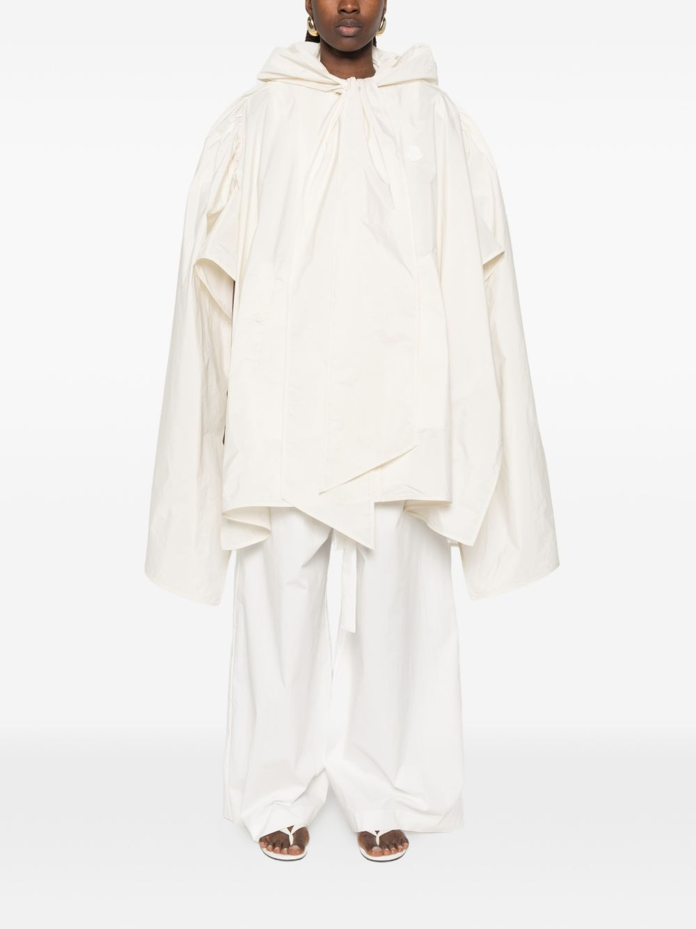 [Moncler] Cape SS26 3G00014598AK031