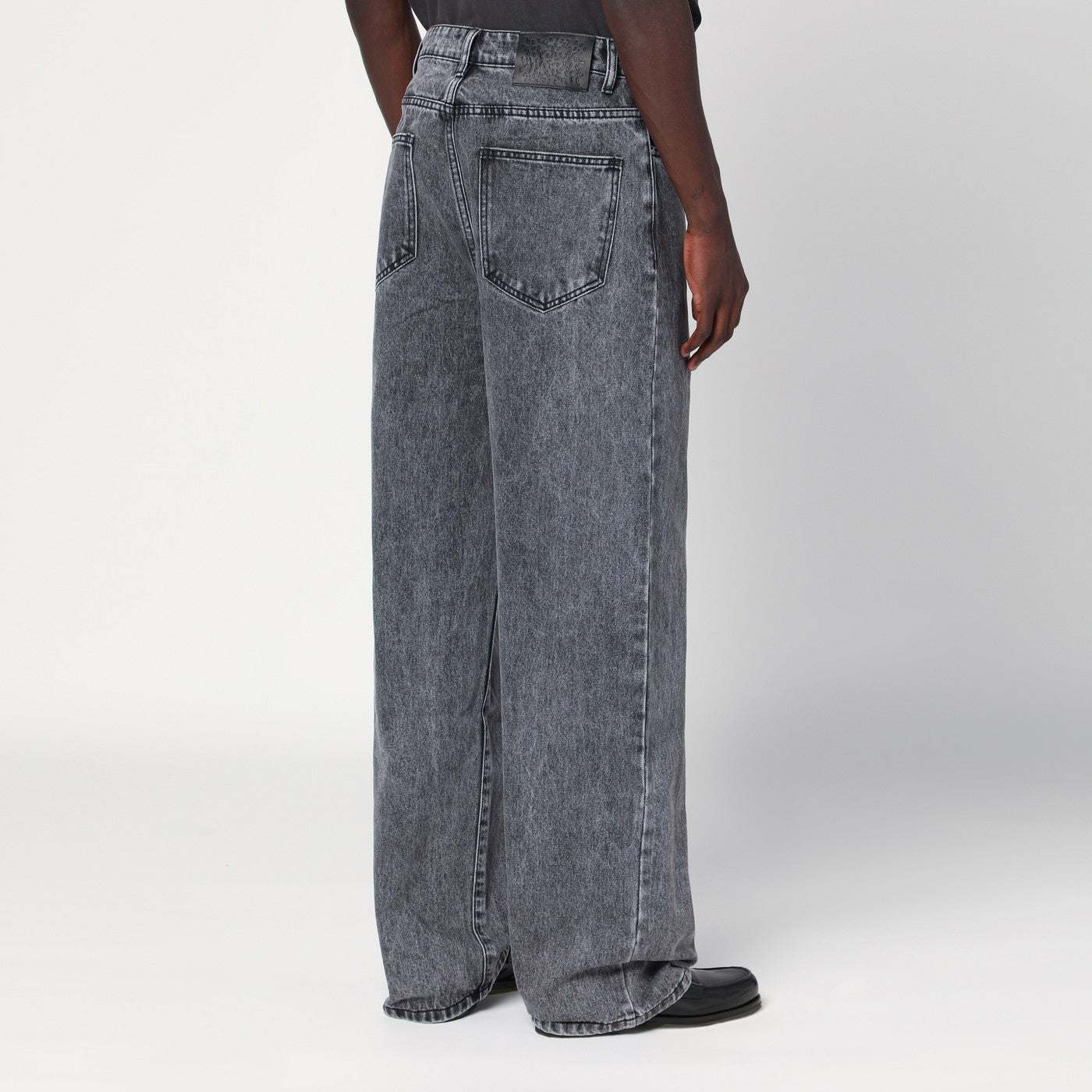 [Basketcase Gallery] Jeans SS25 LAXDE