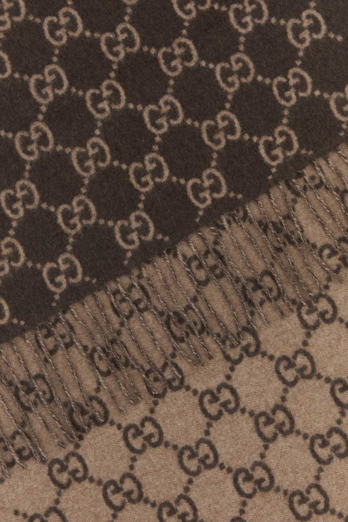 [Gucci] Scarf FW26 8123174GABX 2579