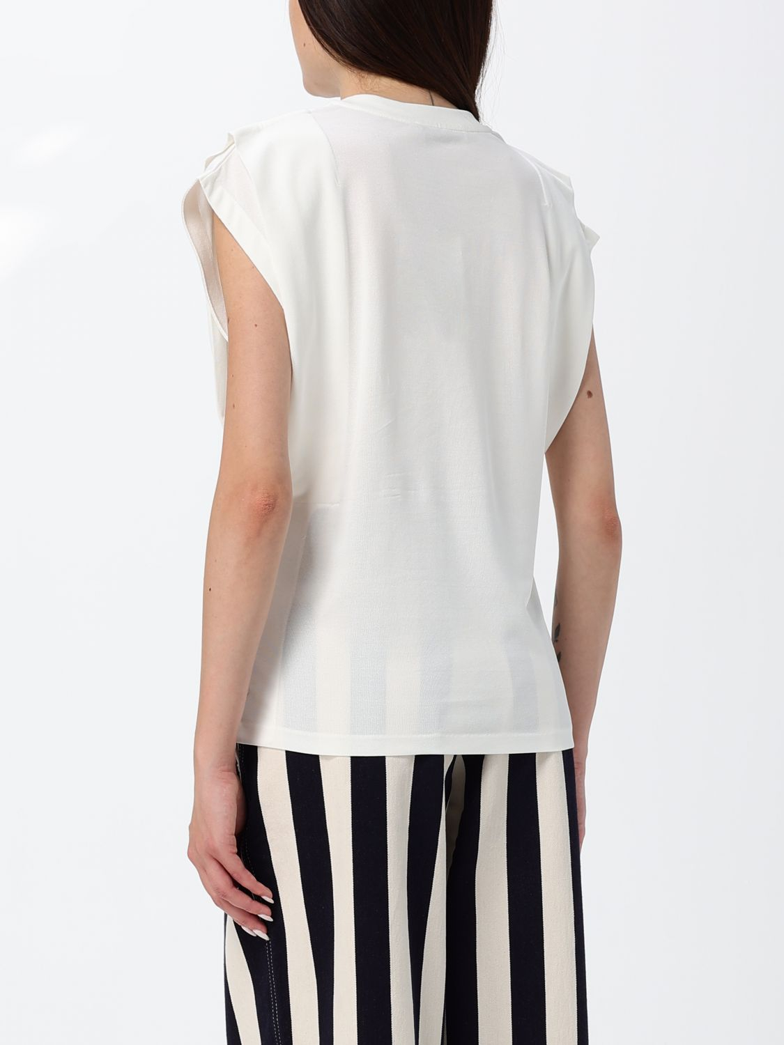 [JACQUEMUS] T-shirts Sleeveless SS26 26ETSW00591AJ00254 100