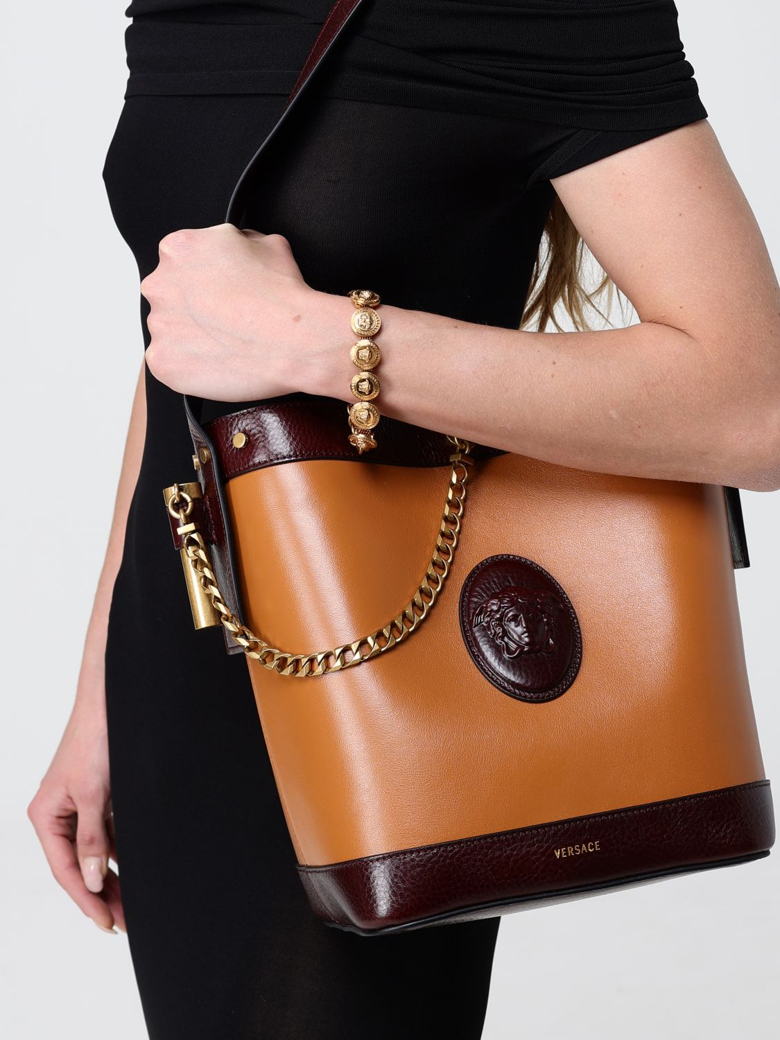 [Versace] Shoulder bag SS26 10234601A17451 2NL8J