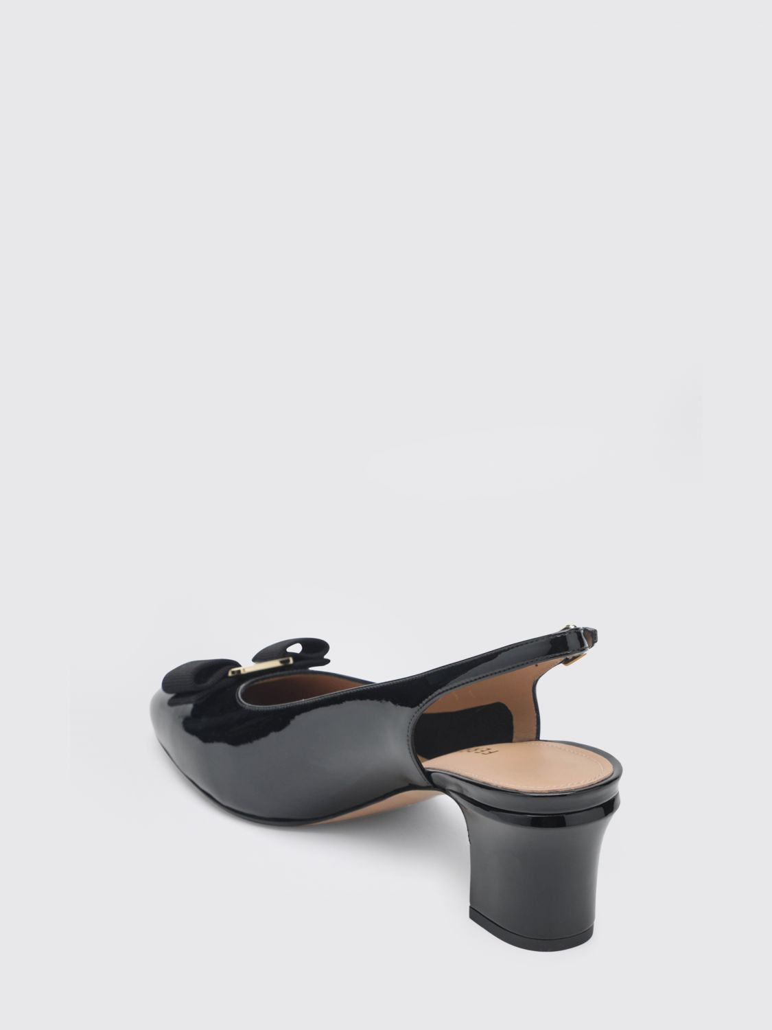 [Ferragamo] Pumps SS26 07907391CLE