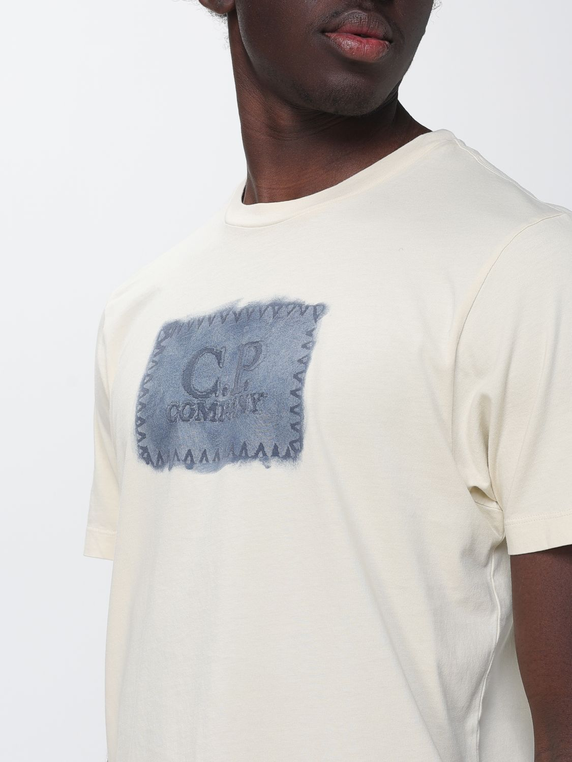 [C.P. Company] T-shirts Short Sleeve SS26 20CMTS294A005431G 114
