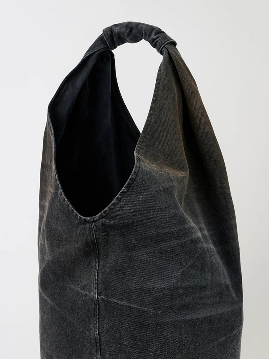[Our Legacy] Shoulder bag SS26 A2268DN