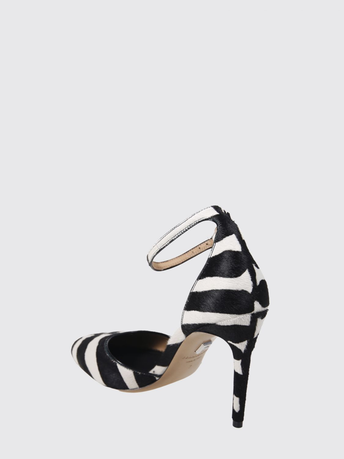 [Ferragamo] Pumps SS26 01L339 790826 001