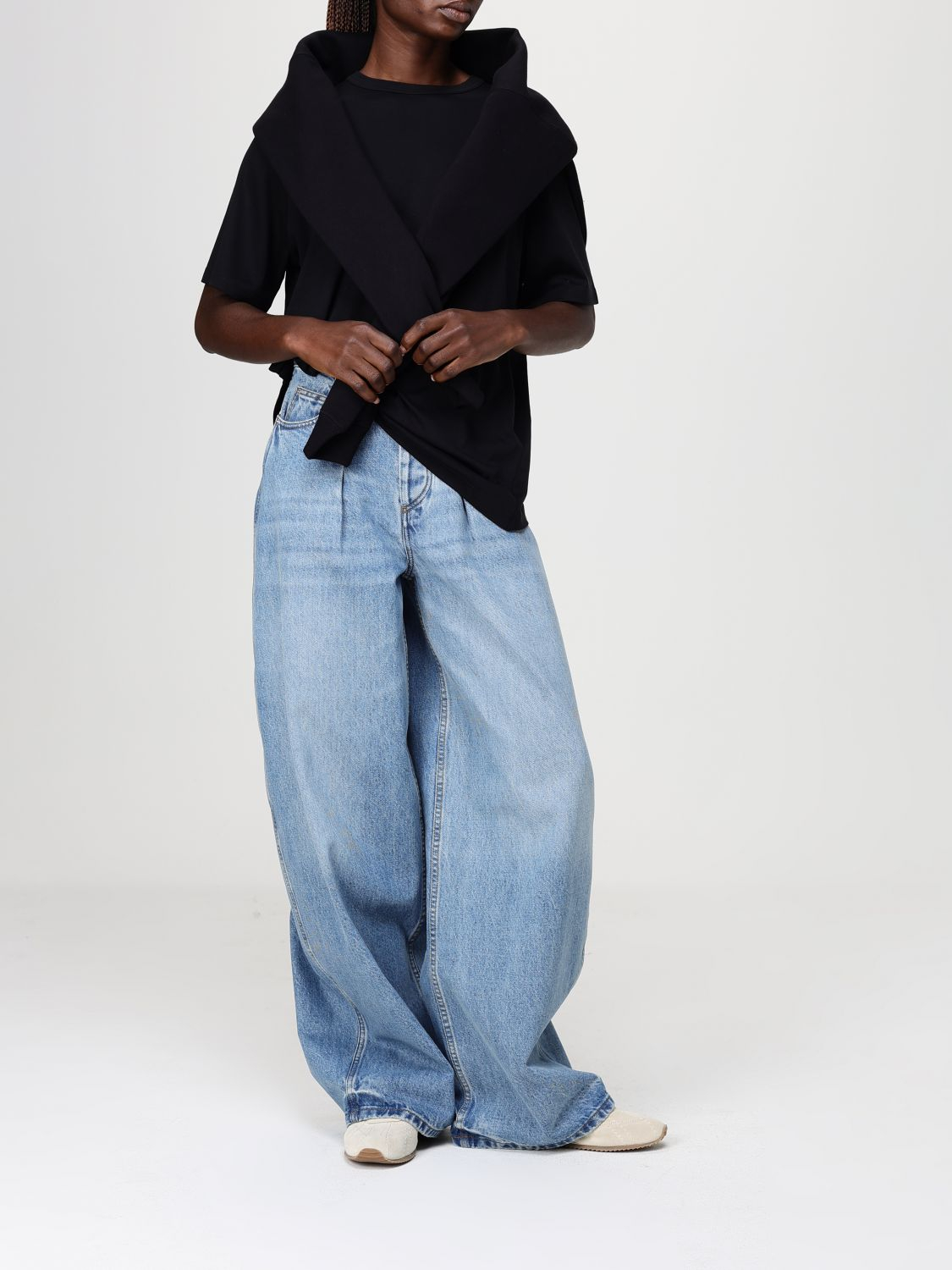 [JACQUEMUS] T-shirts Short Sleeve SS26 TOW00896AJ00260 990