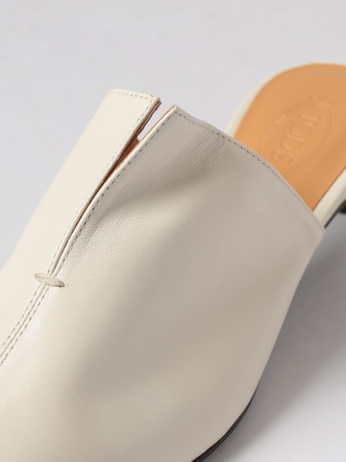 [Tod's] Sandals SS26 XXW95L0JW50N6M B999