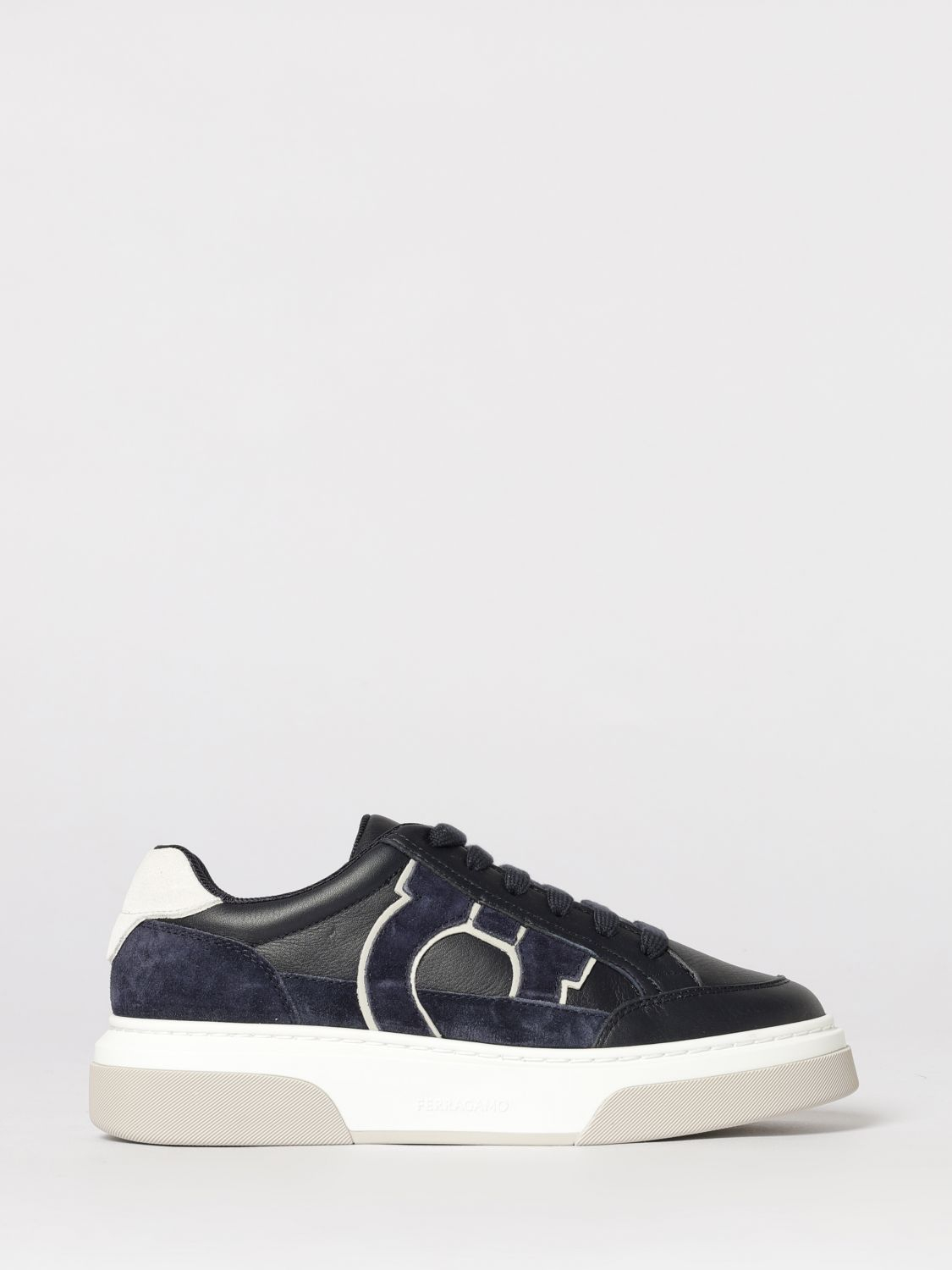 [Ferragamo] Sneakers SS26 02A048 784538 NAVY