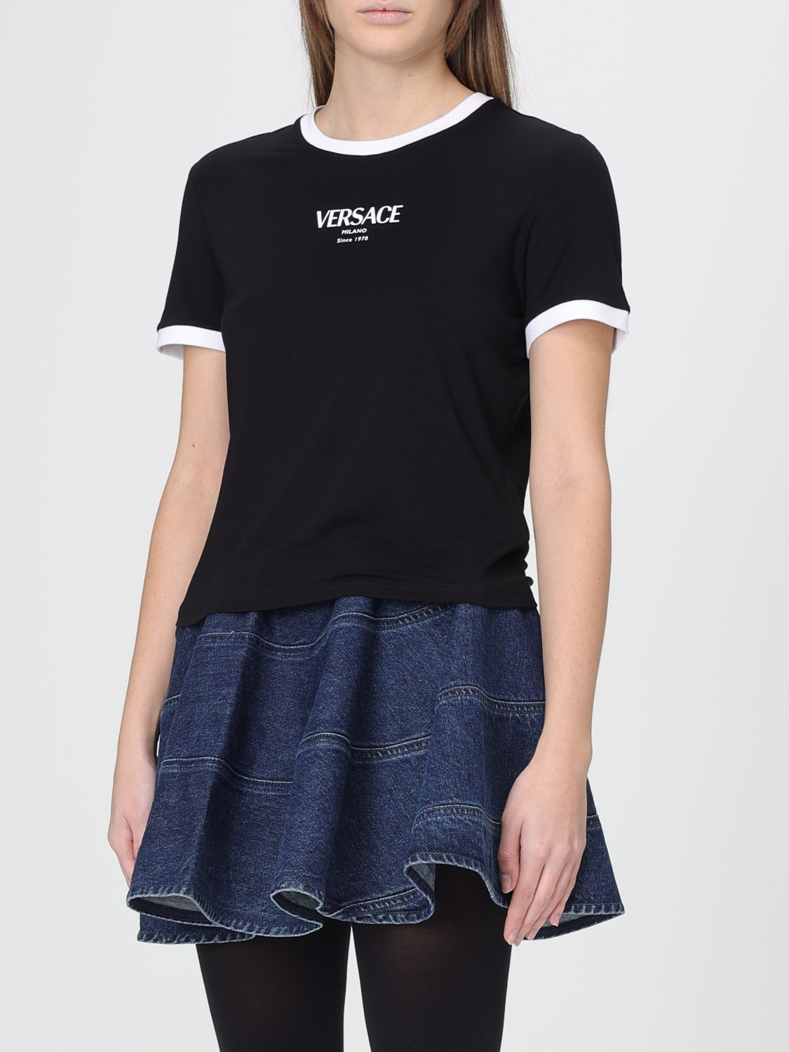 [Versace] T-shirts Short Sleeve SS26 10226561A16685 2B020