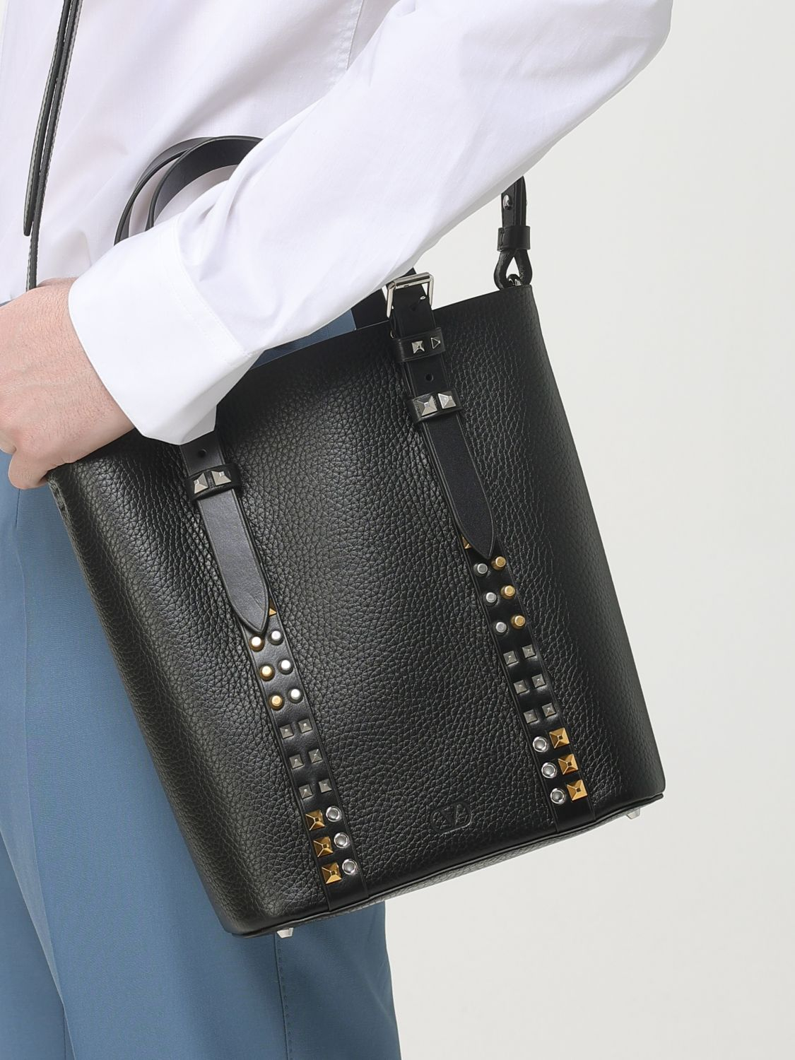 [Valentino Garavani] Shoulder bag SS26 8Y2B0S86ZGS 0NO