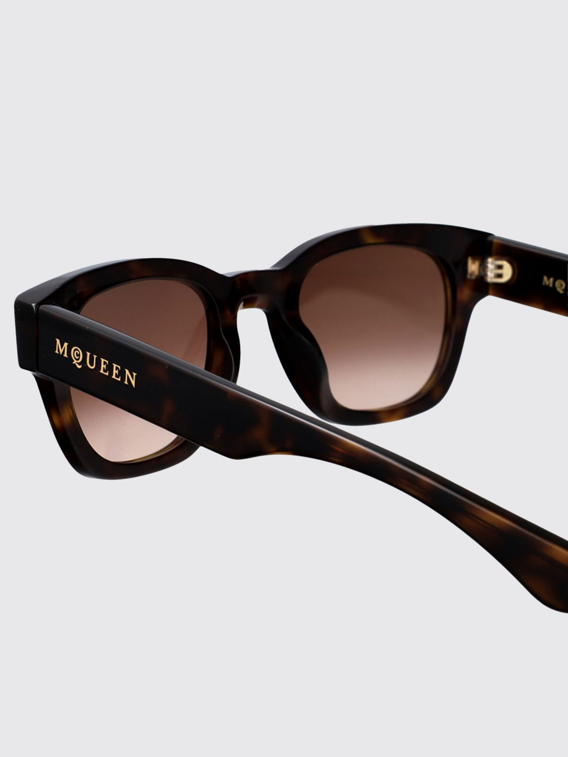 [McQueen] Sunglasses SS26 AM0530S 002