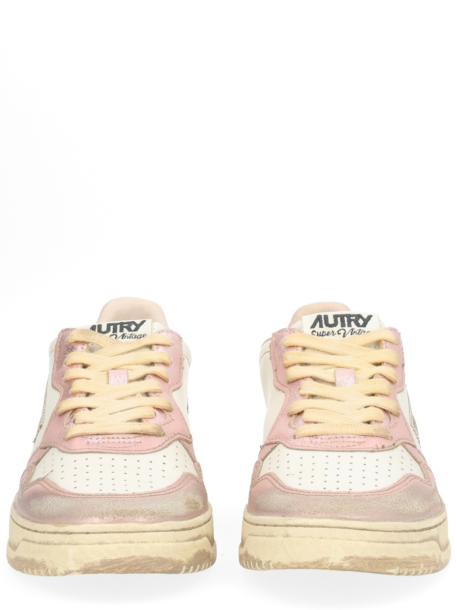 [AUTRY] Sneakers FW25 AVLW_MT06