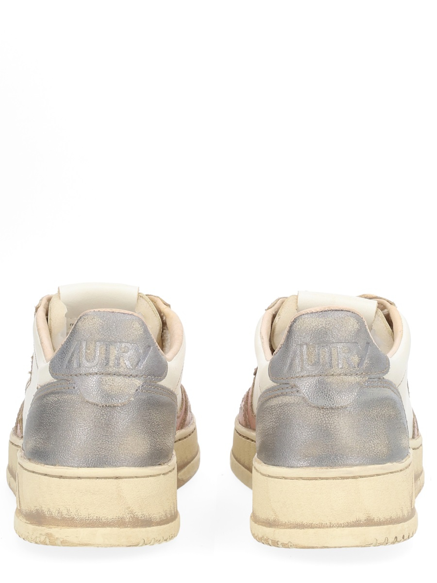 [AUTRY] Sneakers FW25 AVLW_MT06