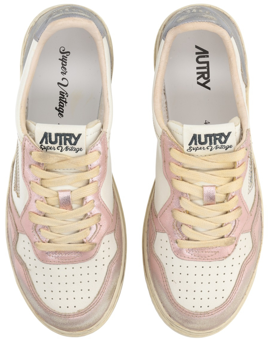 [AUTRY] Sneakers FW25 AVLW_MT06