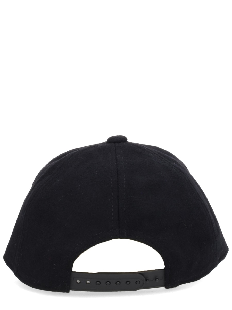 [VERSACE JEANS COUTURE] Cap FW25 79YAZK36_ZG393899