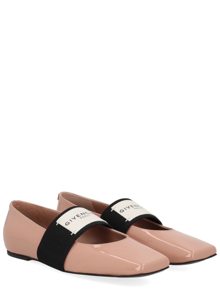 [Givenchy] Flat shoes FW25 BE5010E2FF_272