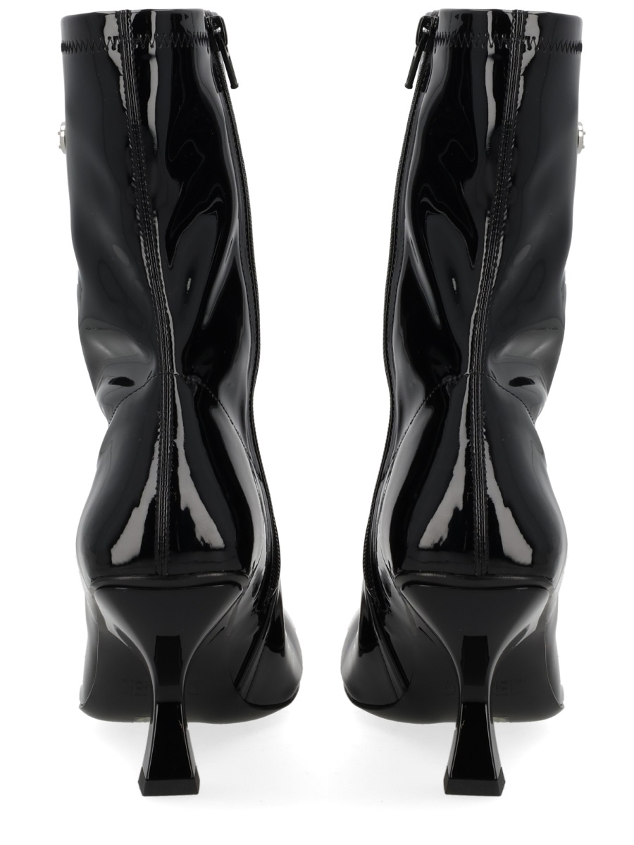 [Diesel] Pumps FW25 Y03630_P2648T8013