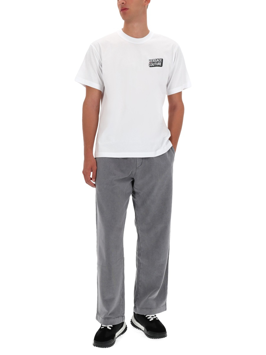 [VERSACE JEANS COUTURE] T-shirts Short Sleeve FW25 79GAHP10_CJ01P003
