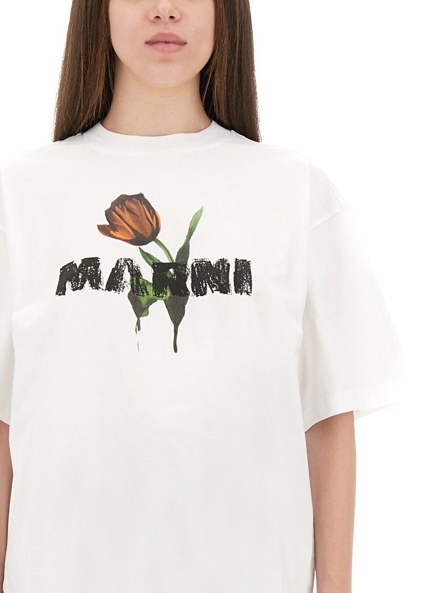 [Marni] T-shirts Short Sleeve FW25 THJET49P18_USCY31LOW01