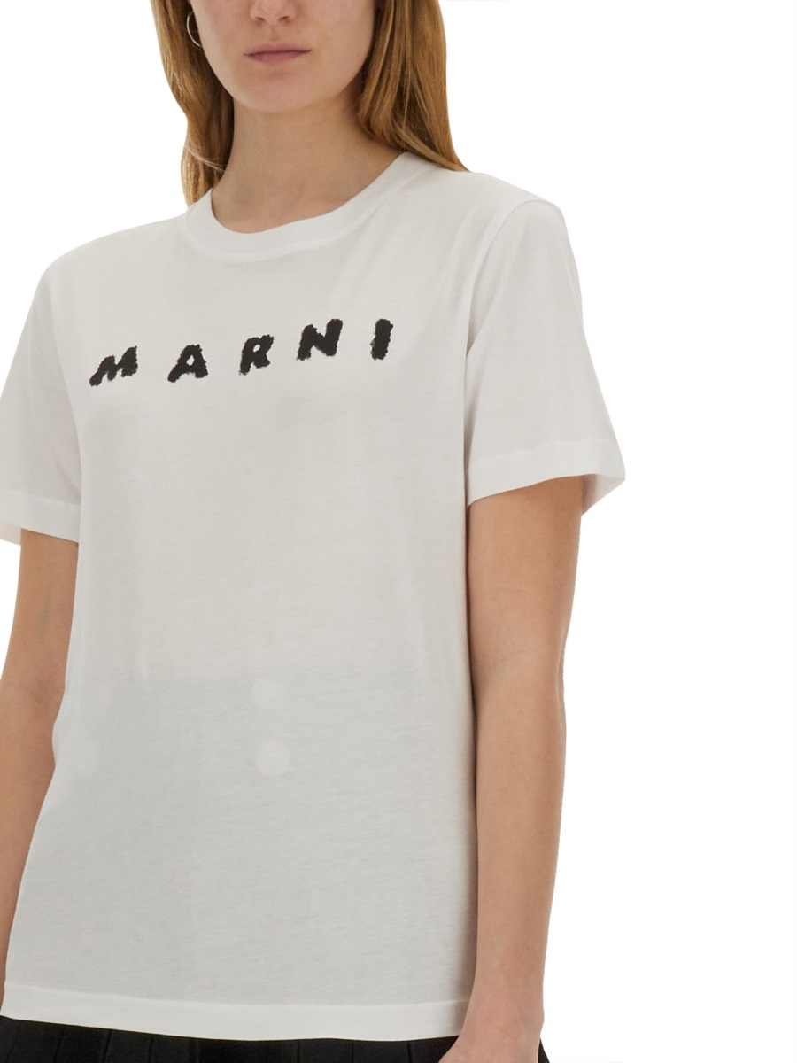 [Marni] T-shirts Short Sleeve FW25 THJE0293P8_USCX42SLW01
