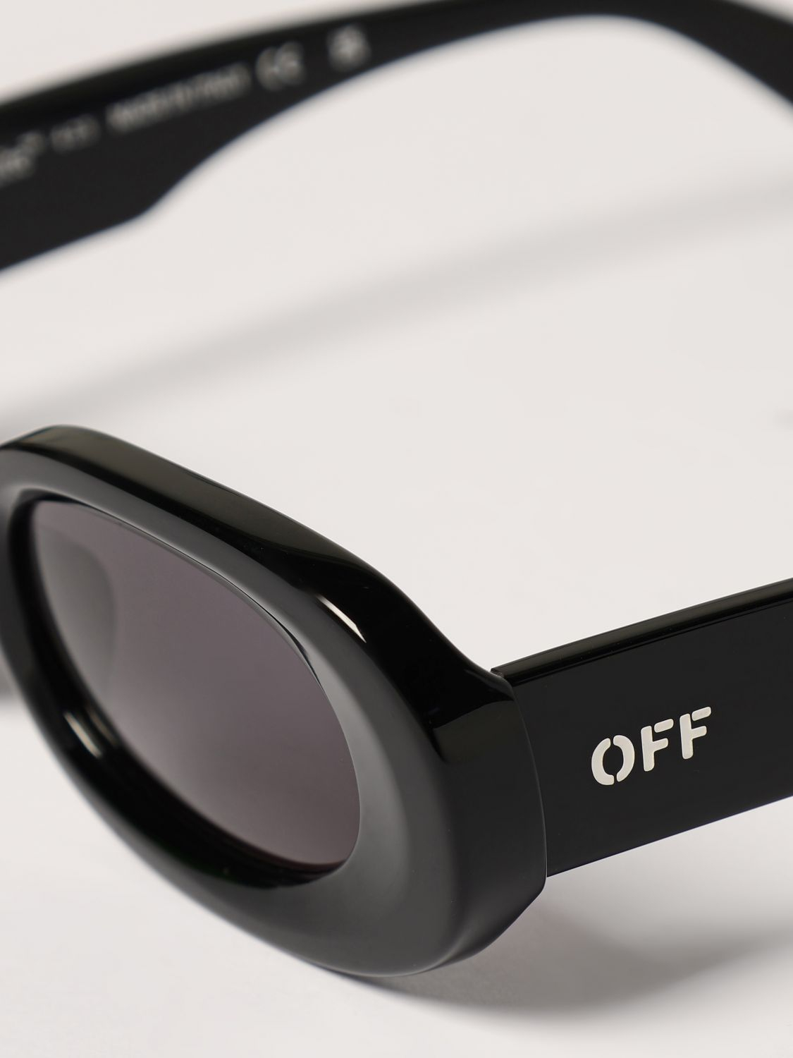 [Off-White] Sunglasses SS26 OERI087F23PLA001 1007
