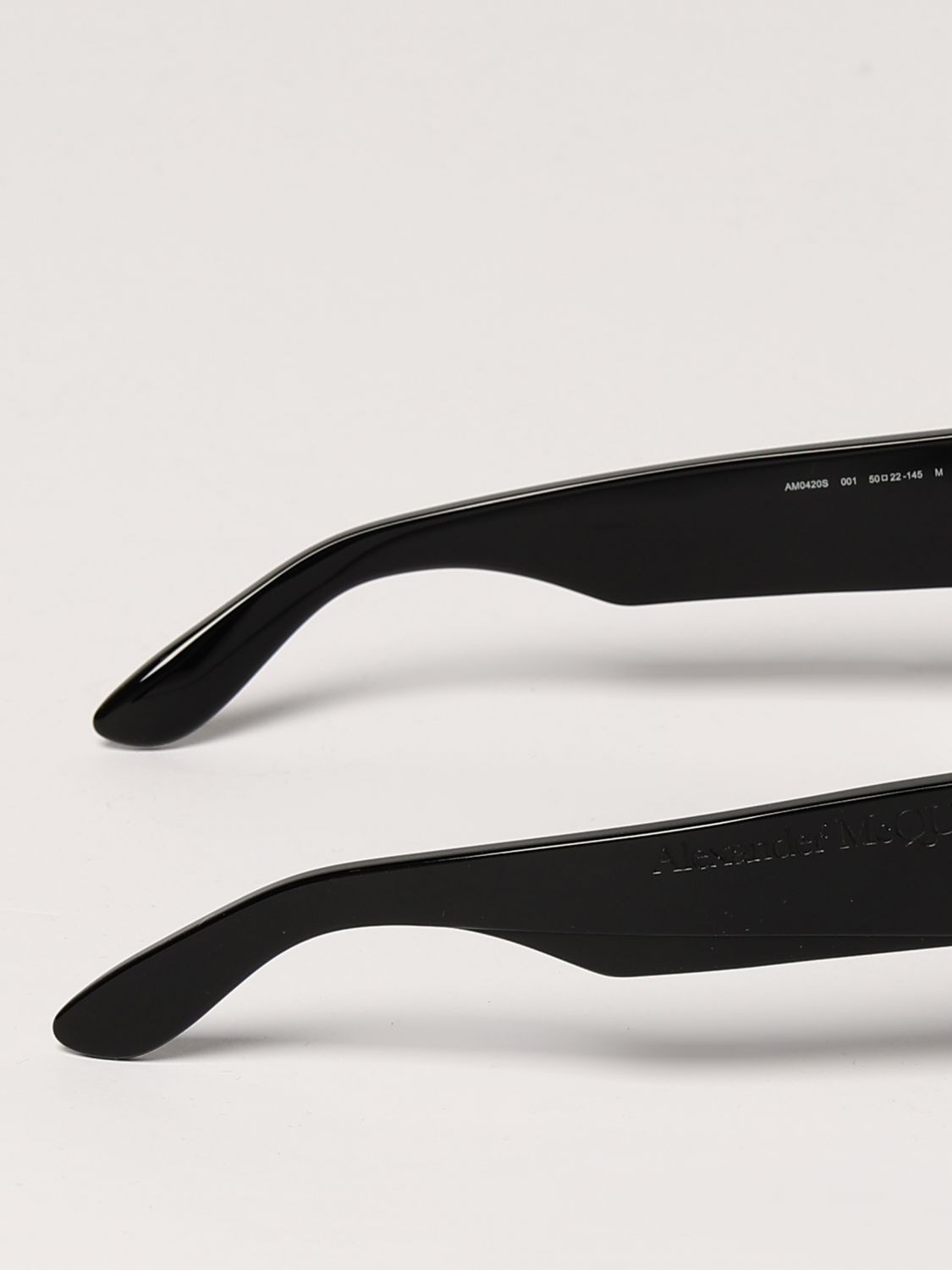 [McQueen] Sunglasses SS26 AM0420S 001