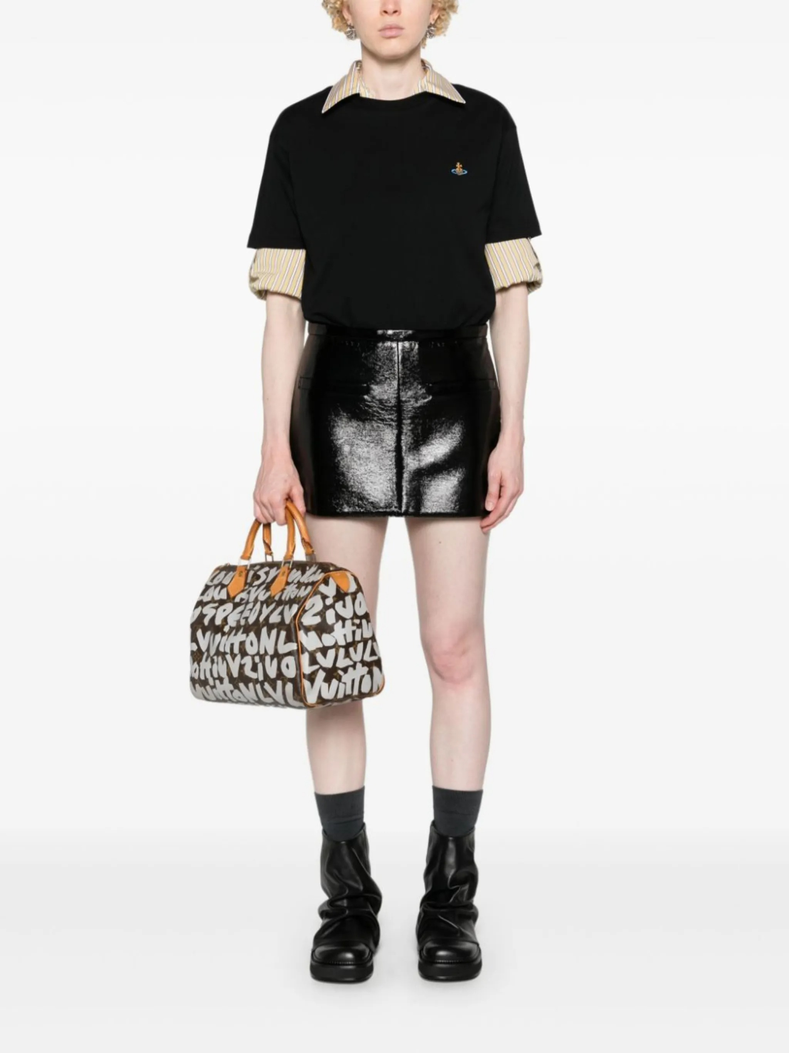 [Vivienne Westwood] T-shirts Short Sleeve SS26 3G010013J001M