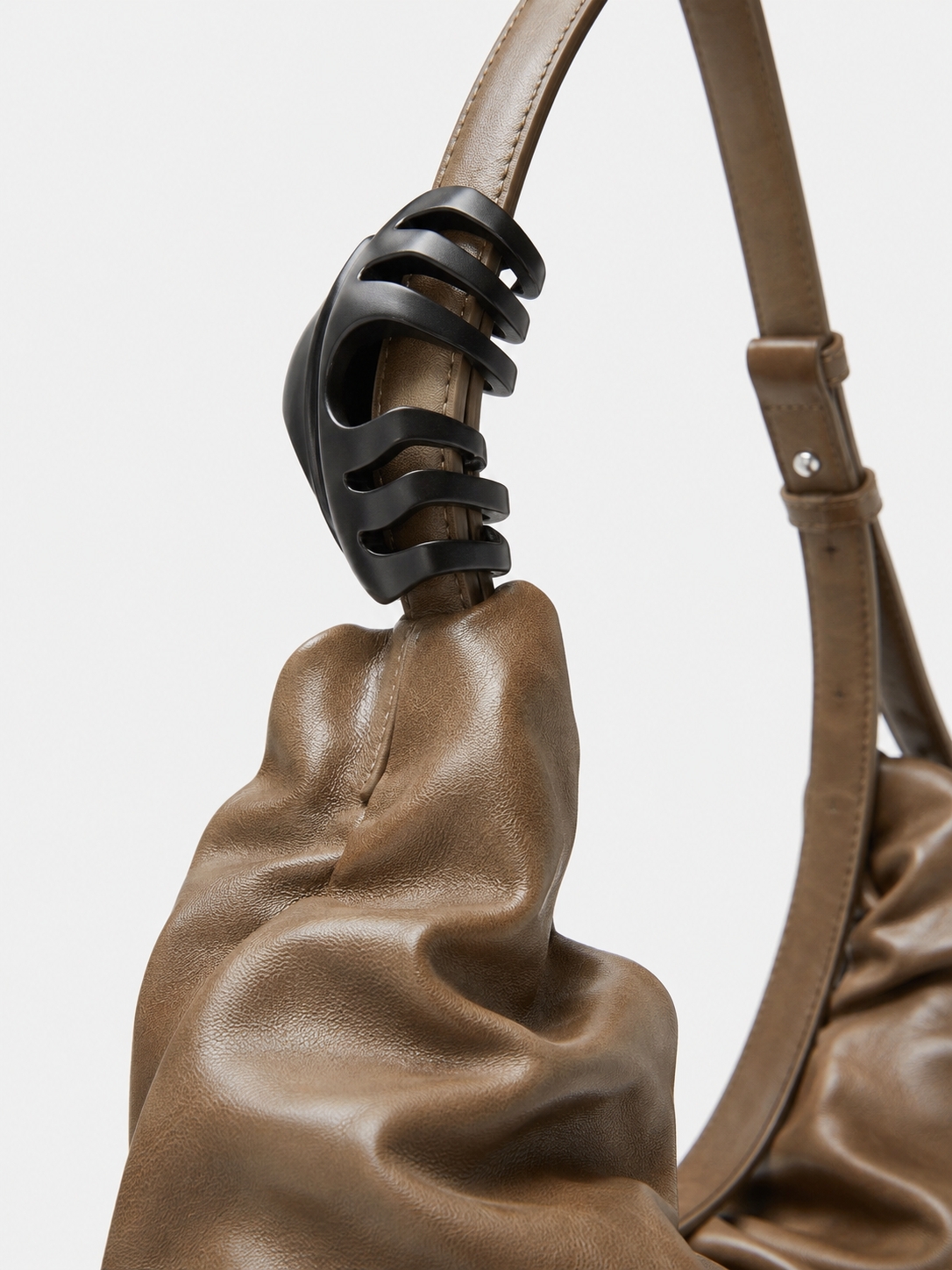[Diesel] Shoulder bag SS26 X10478P8657