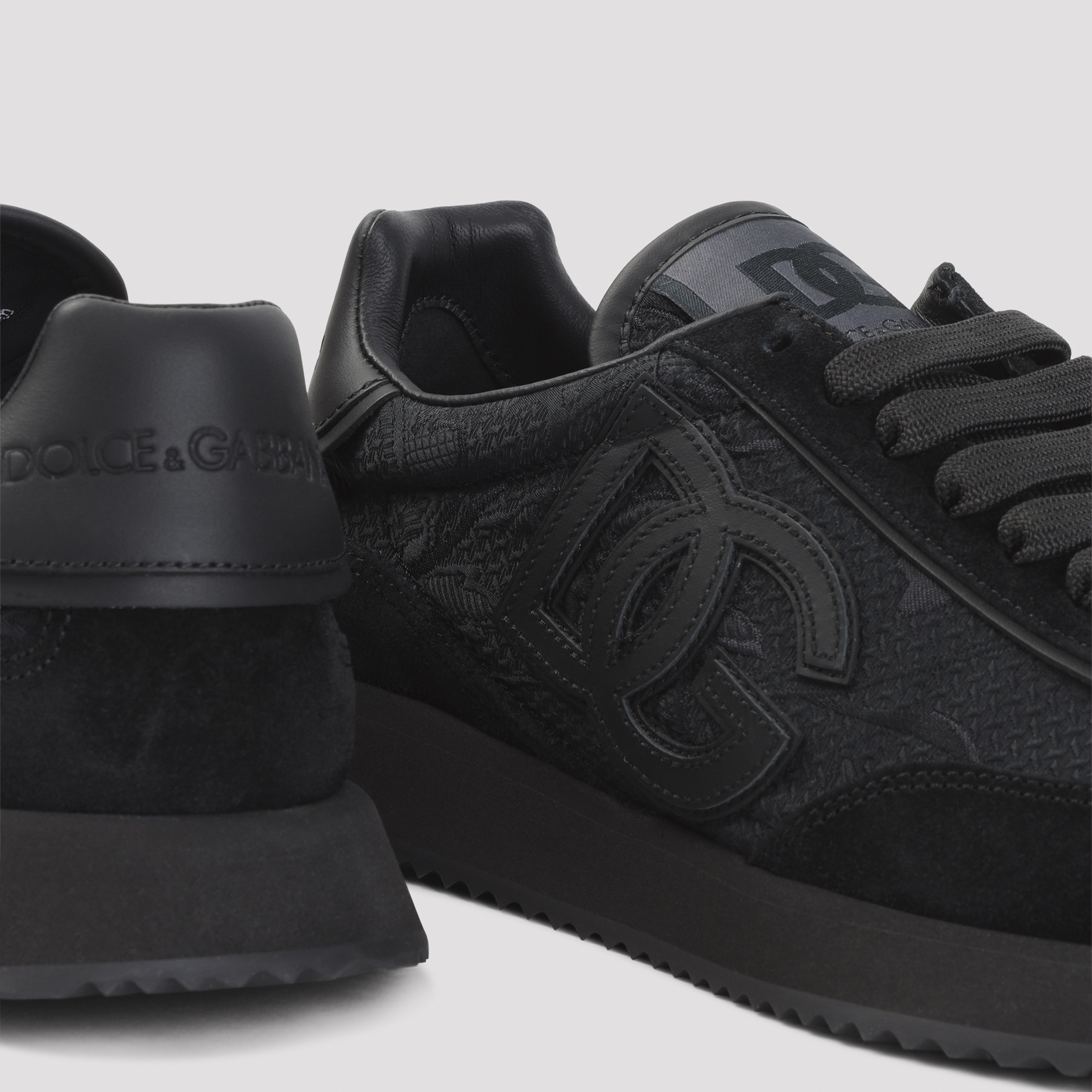 [Dolce & Gabbana] Sneakers FW26 CK2288.A3M04