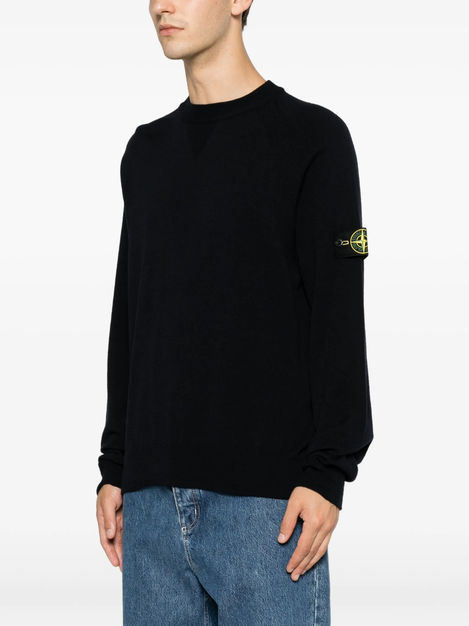 [Stone Island] Knitwear FW26 L2S155100007S00A1