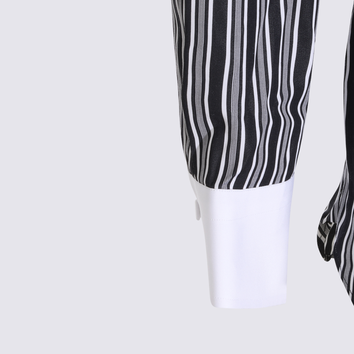 [Tom Ford] Shirts Long Sleeve FW26 HLBA02C0052NWA