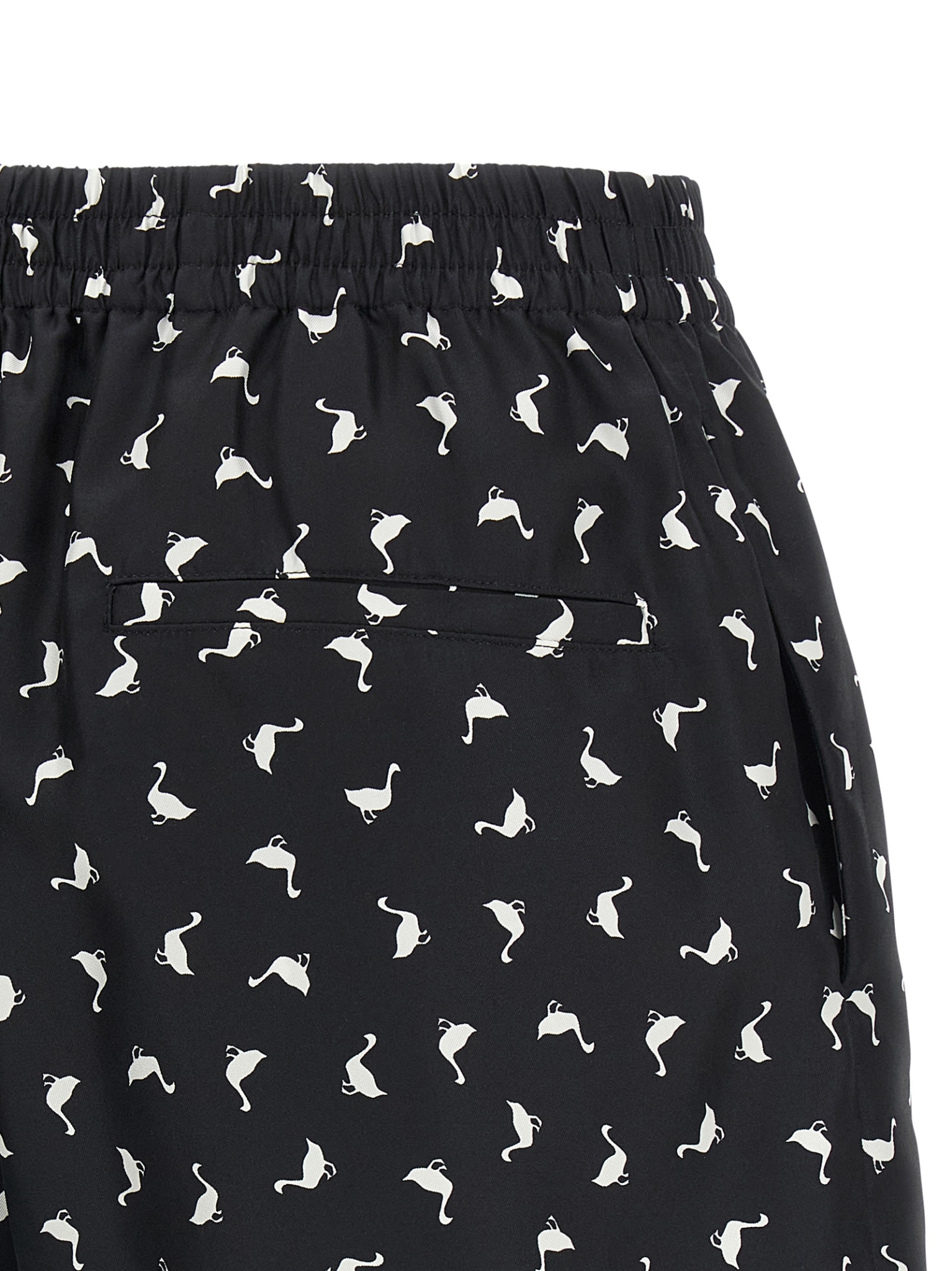 [Moschino] Shorts SS26 A032605621555