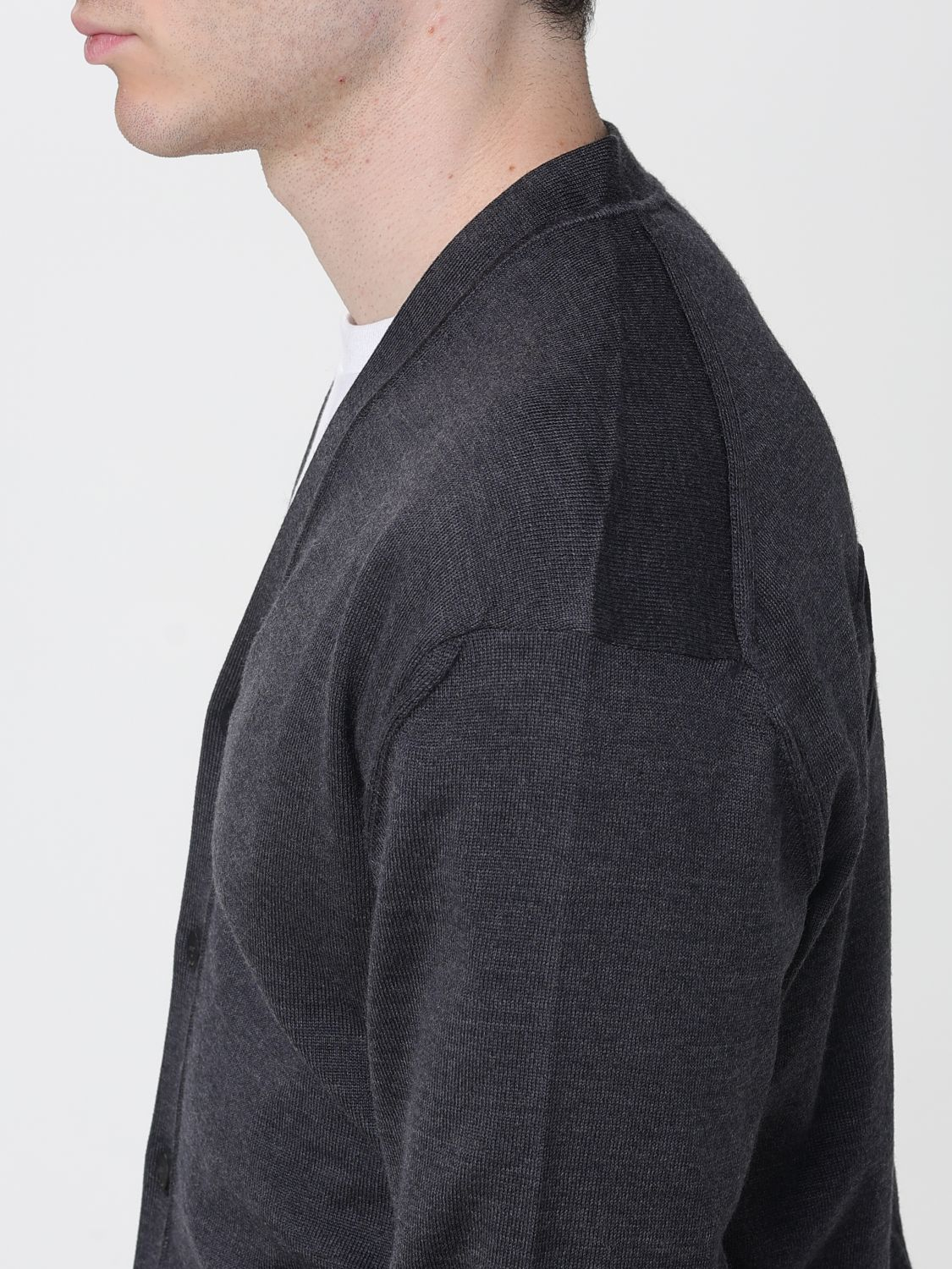 [JACQUEMUS] Cardigan FW25 CDM00577AK00299 970