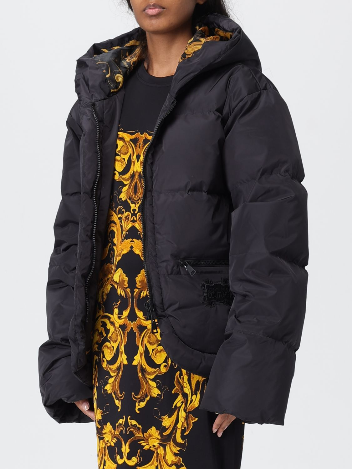 [VERSACE JEANS COUTURE] Down jacket FW25 79HAUD02CQ002 899