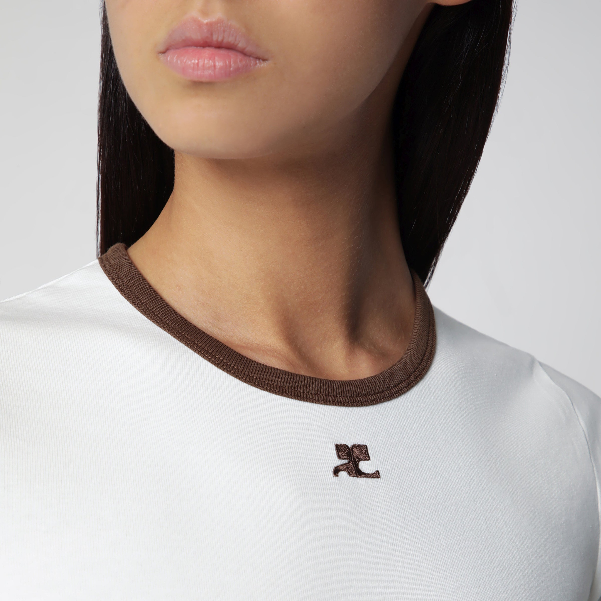 [Courreges] T-shirts Short Sleeve FW26 125JTS017JS0203