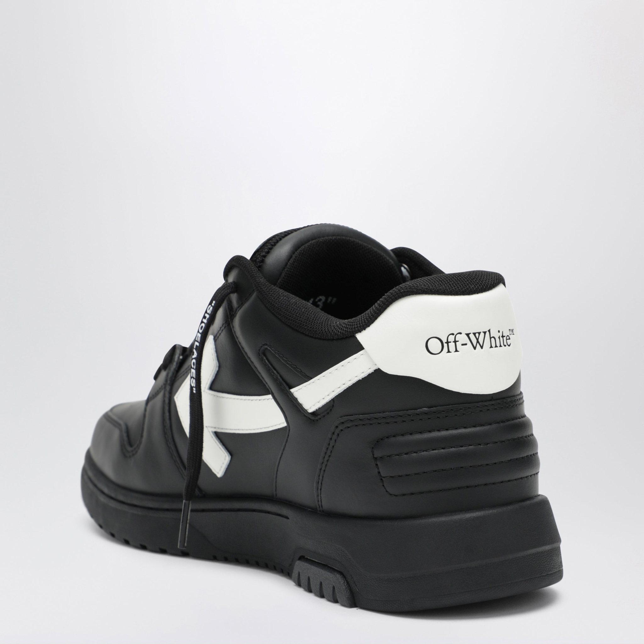 [Off-White] Sneakers FW26 OMIA189C99LEA019