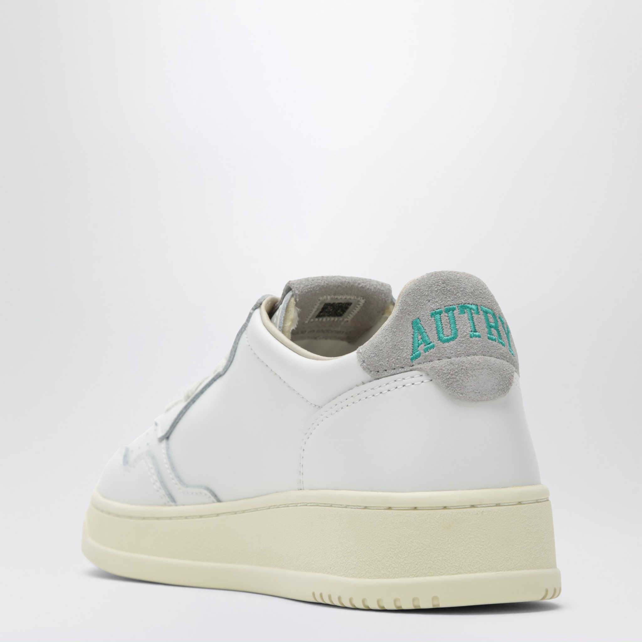 [AUTRY] Sneakers FW26 AULMHJ01